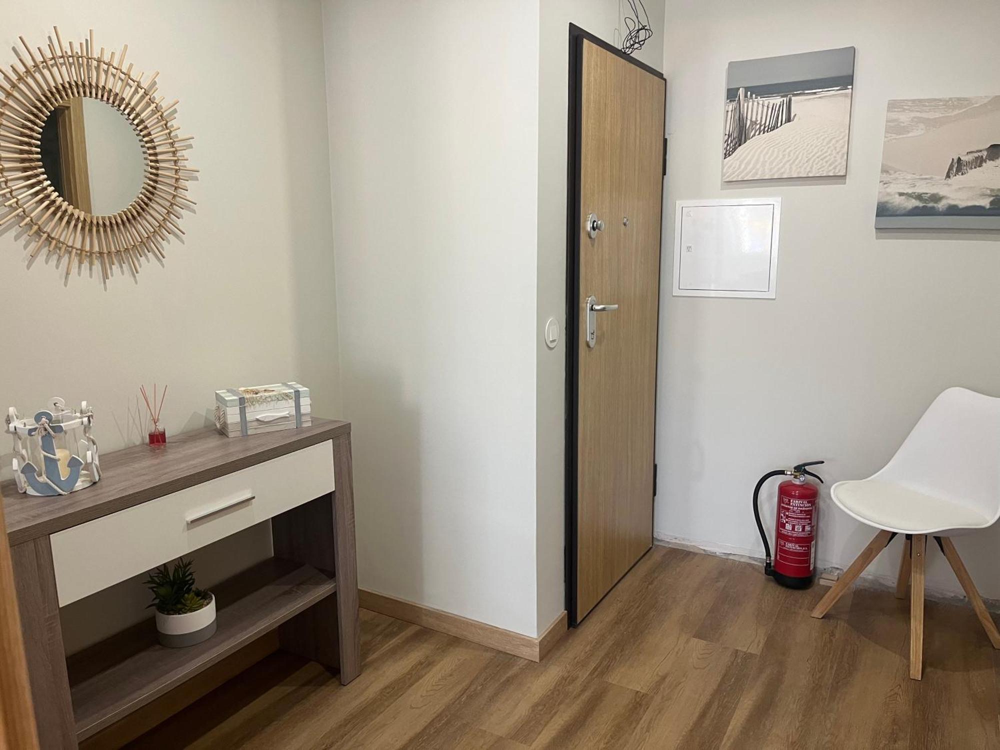 Oasis Apartment, Da Rocha *