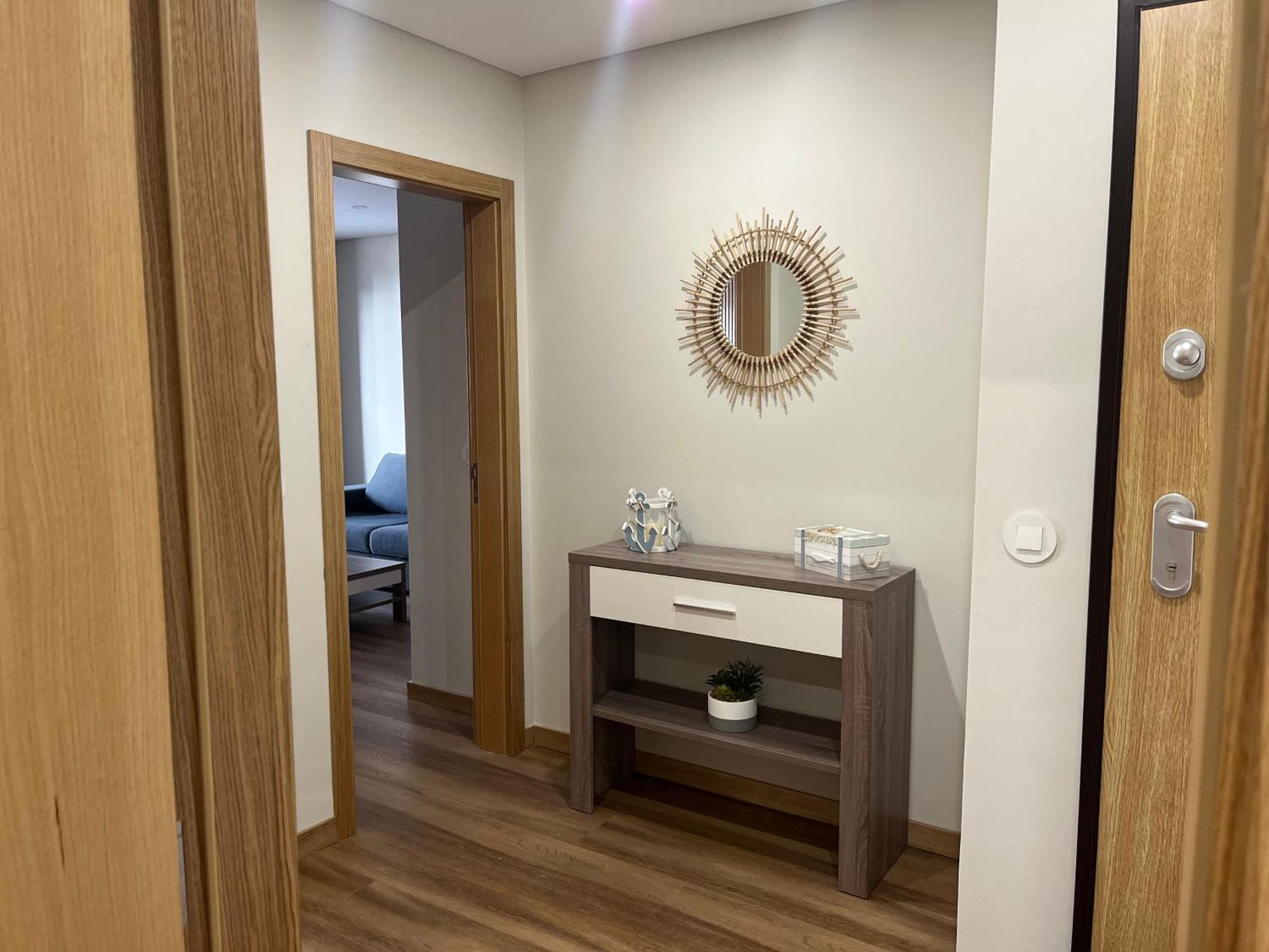 Oasis Apartment, Da Rocha